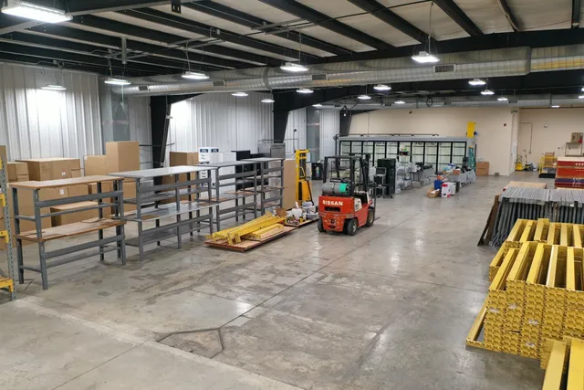 $1,500,000 | 2406 West Market Street, Bloomington, IL 61705