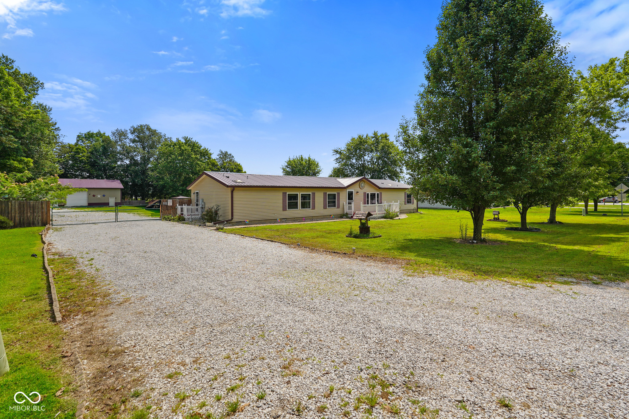 1265 Inverness Farms Road Martinsville, IN 46151 - Photo 1 of 46 Gallery Image 1
