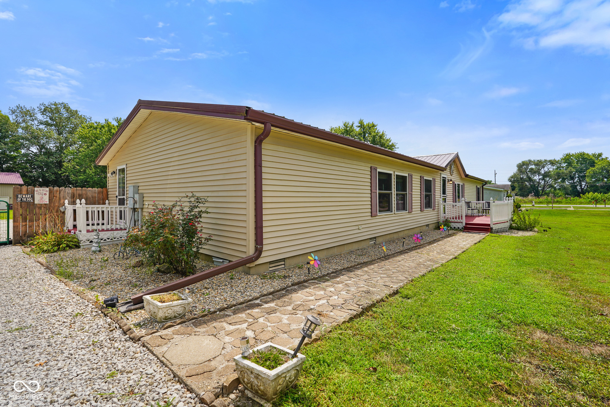 1265 Inverness Farms Road Martinsville, IN 46151 - Photo 5 of 46 Gallery Image 5