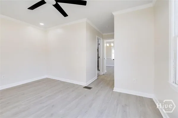 $2,400 | 2110 East 56th Street, Savannah, GA 31404