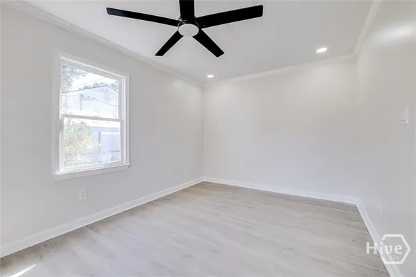 $2,400 | 2110 East 56th Street, Savannah, GA 31404