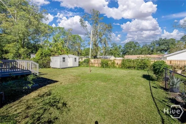 $2,400 | 2110 East 56th Street, Savannah, GA 31404