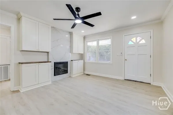 $2,400 | 2110 East 56th Street, Savannah, GA 31404