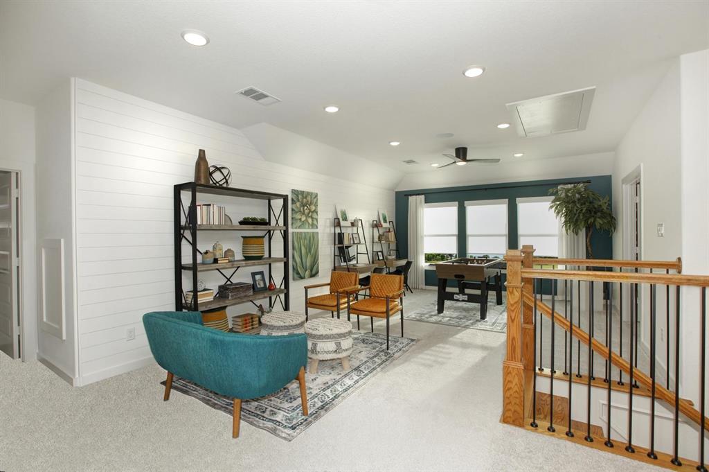 240 South Bee Balm Road McKinney, TX 75071 - Photo 19 of 23 a living room with furniture and a potted plant