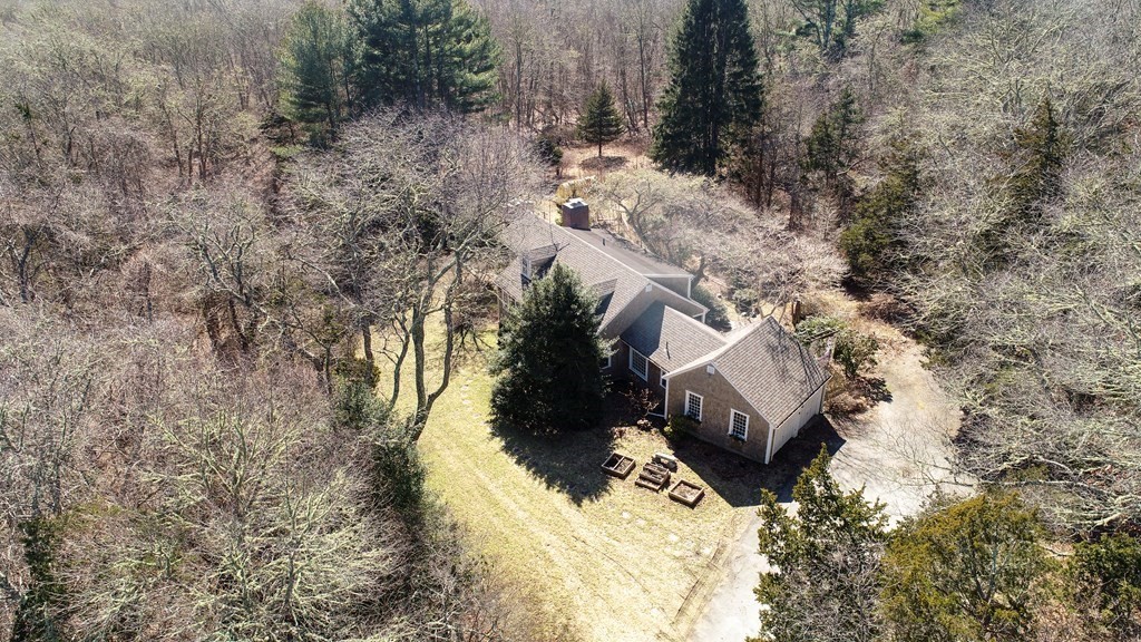 1489 Main Road Westport, MA 02790 - Photo 2 of 24