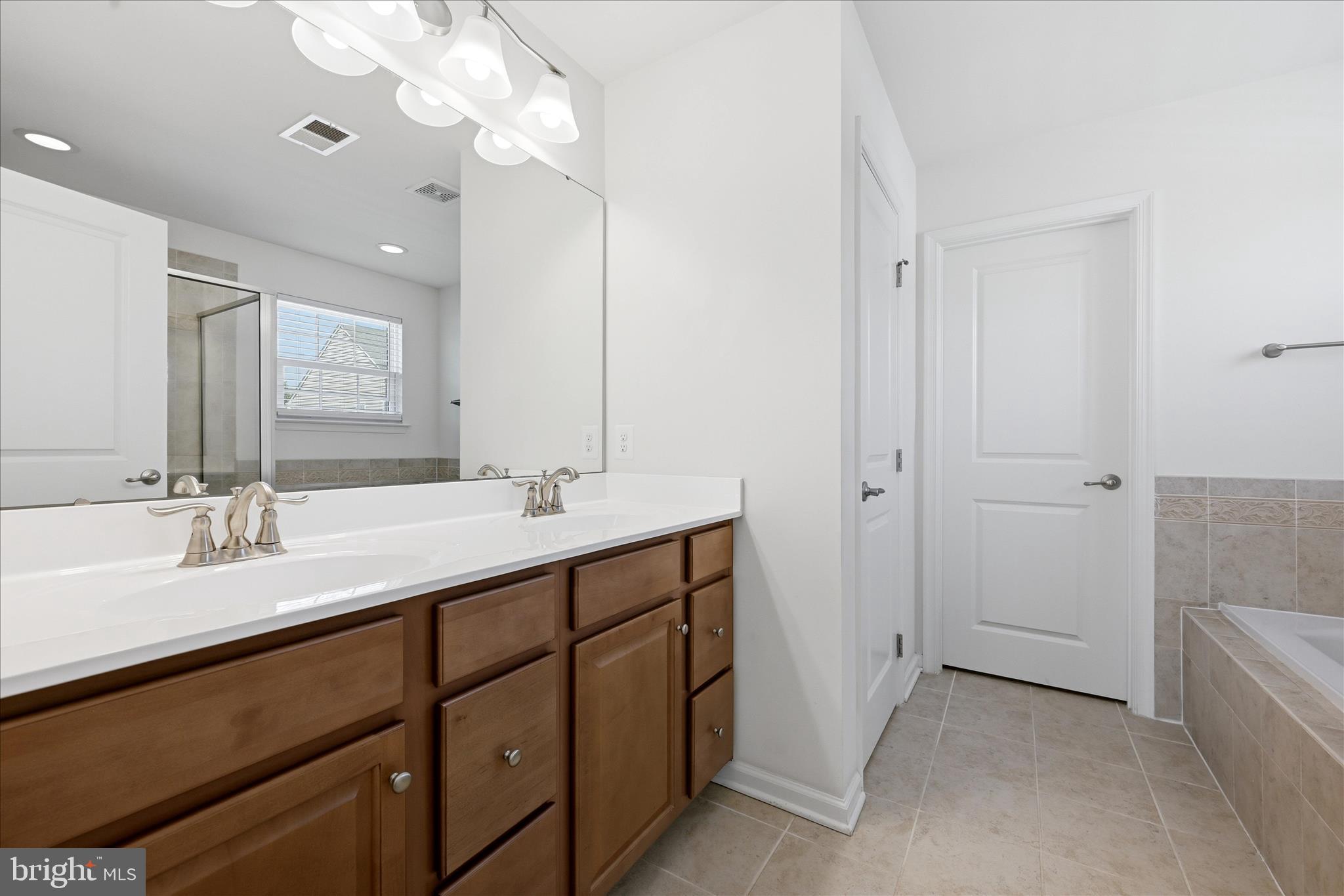 179 Overbrook Road Ranson, WV 25438 - Photo 27 of 57 Primary Bathroom