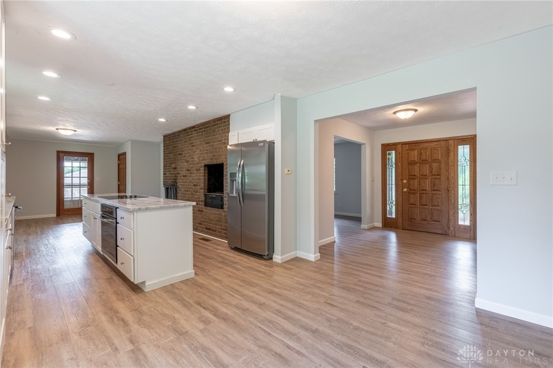 8470 Crossley Road Springboro, OH 45066 - Photo 8 of 46 Gallery Image 8