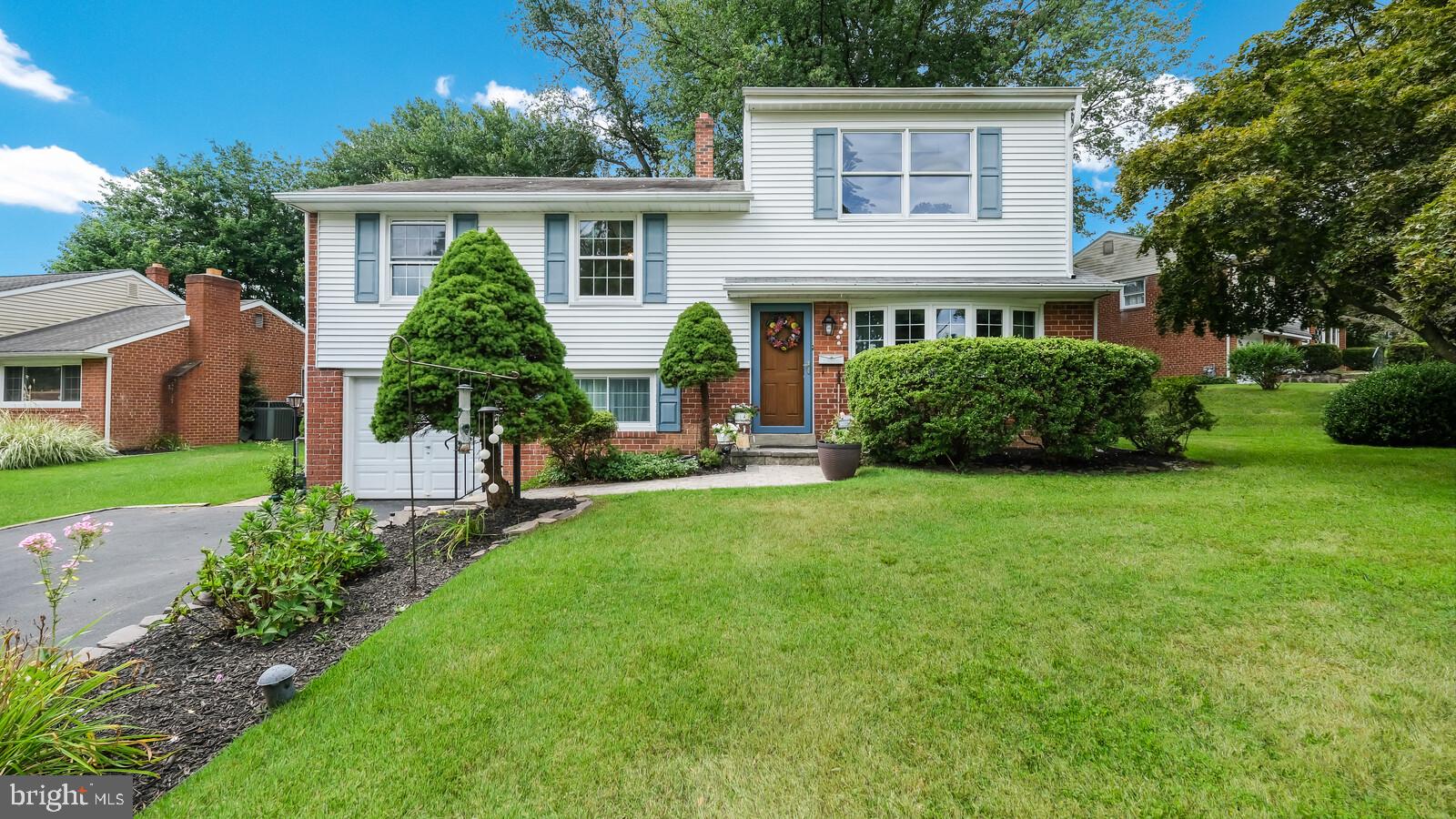 717 Cambridge Road Brookhaven, PA 19015 - Photo 1 of 33 Gallery Image 1