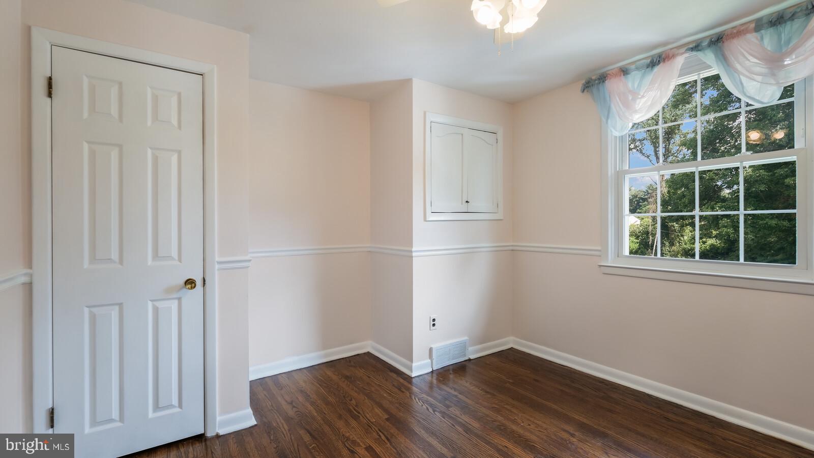 717 Cambridge Road Brookhaven, PA 19015 - Photo 19 of 33 Gallery Image 19