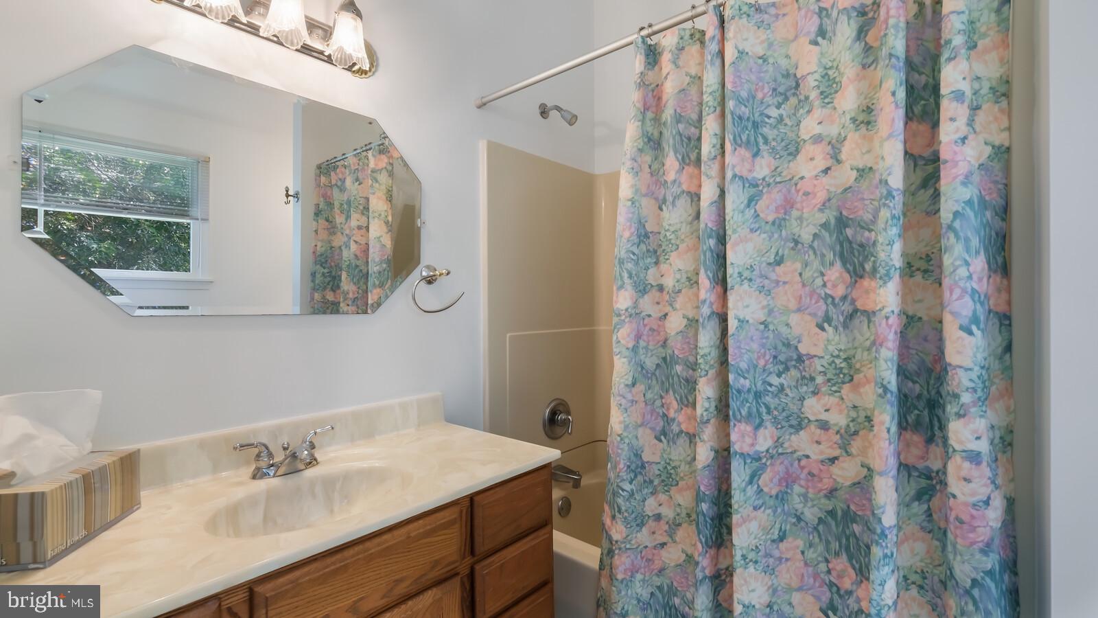 717 Cambridge Road Brookhaven, PA 19015 - Photo 24 of 33 Gallery Image 24
