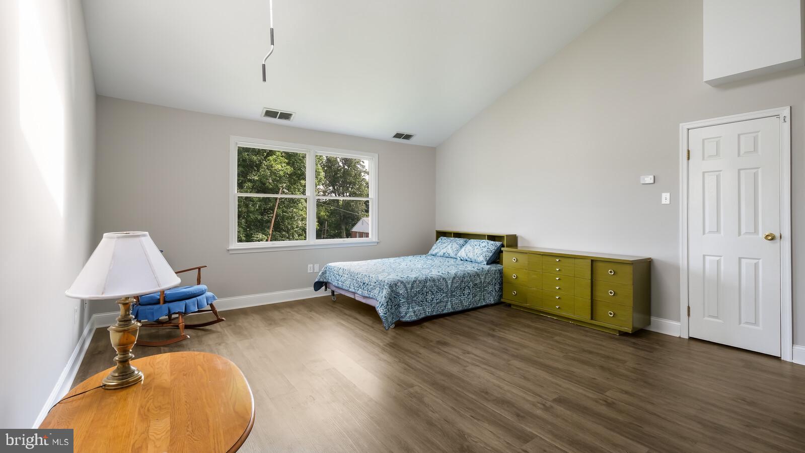 717 Cambridge Road Brookhaven, PA 19015 - Photo 27 of 33 Gallery Image 27