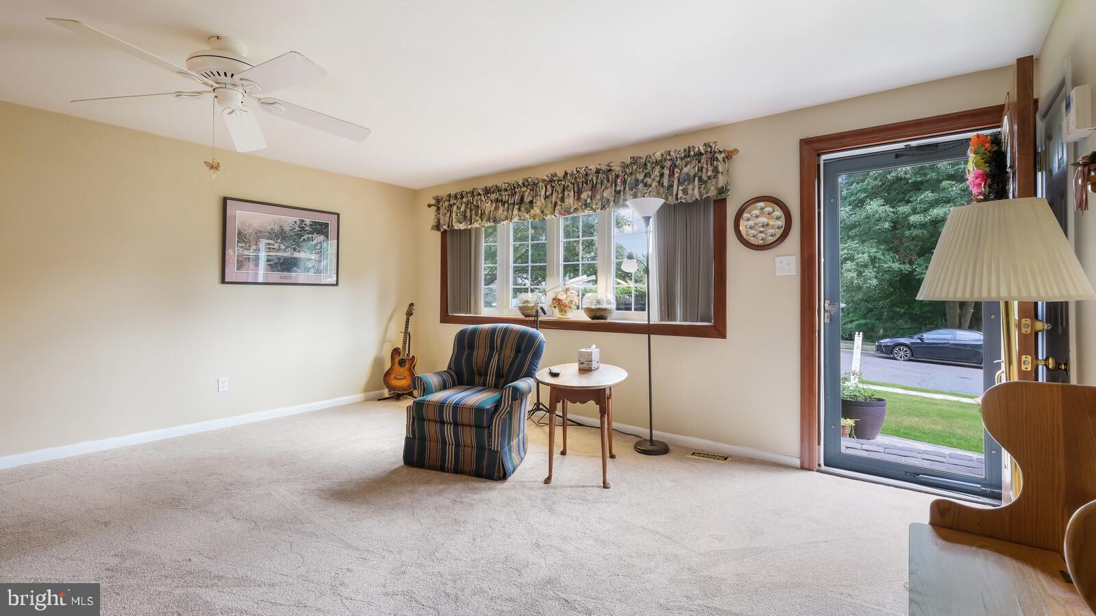 717 Cambridge Road Brookhaven, PA 19015 - Photo 6 of 33 Gallery Image 6
