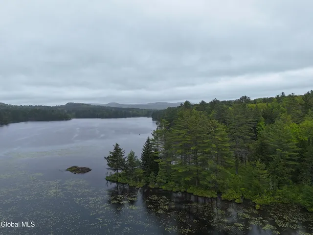 $425,000 | 191 Gifford Valley Road, Unit LOT30, Northampton, NY 12117