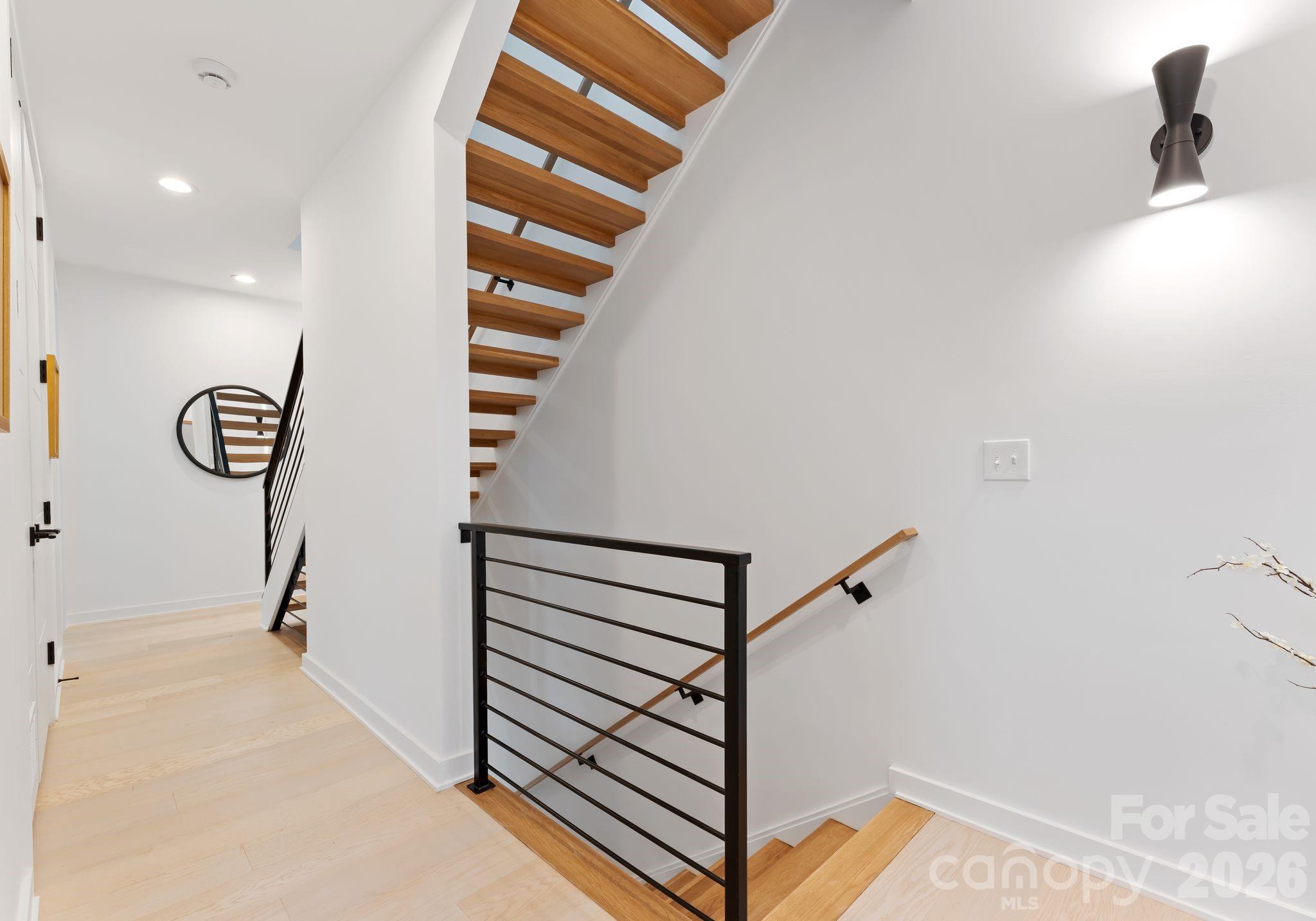412 State Street Charlotte, NC 28208 - Photo 24 of 31 a view of entryway