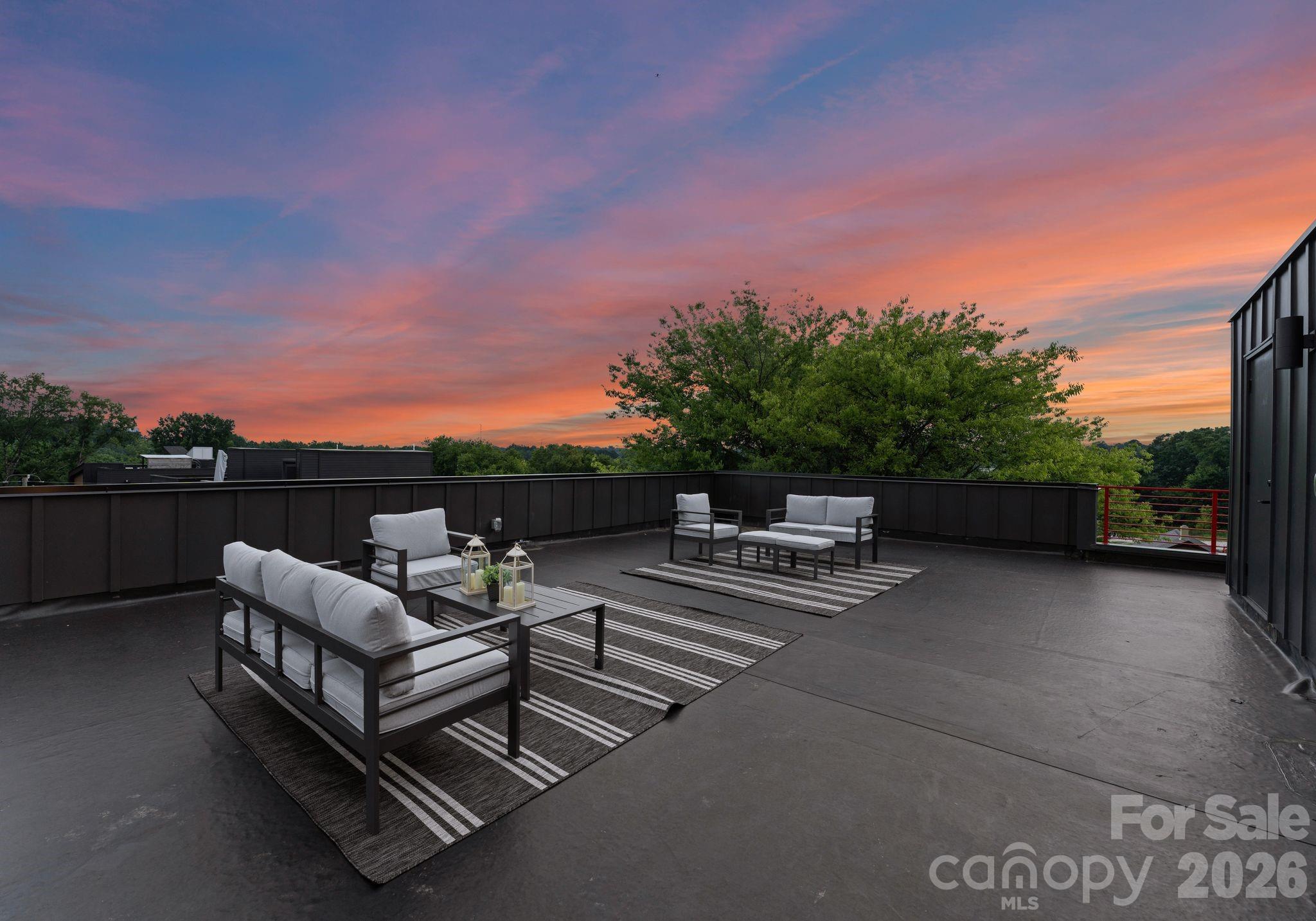 412 State Street Charlotte, NC 28208 - Photo 29 of 31 a view of a terrace with sitting area