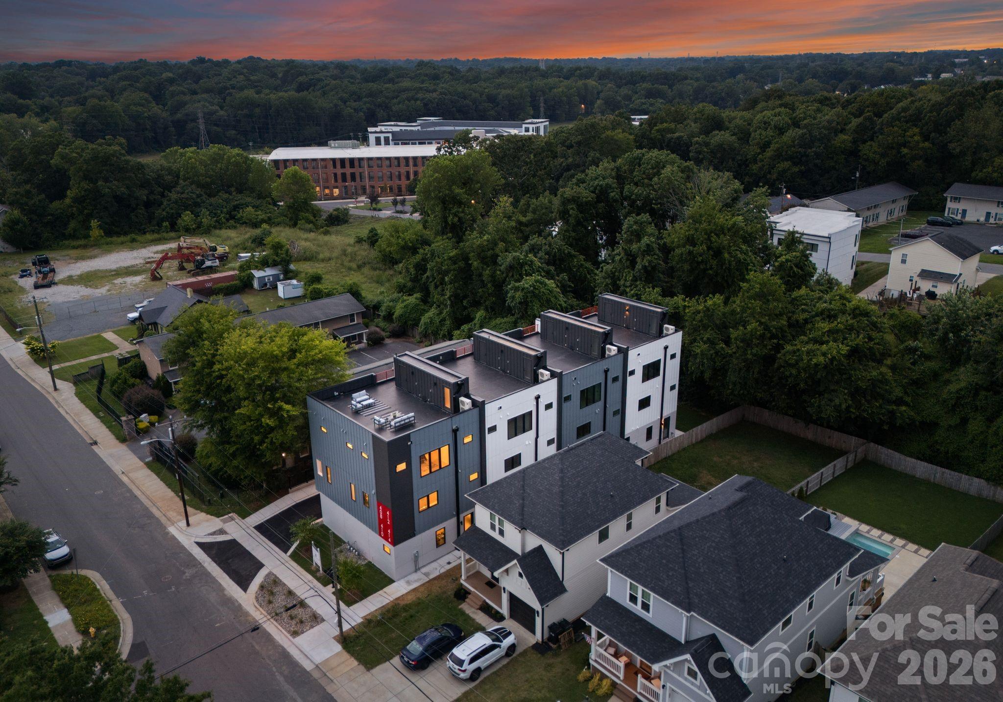 412 State Street Charlotte, NC 28208 - Photo 30 of 31 an aerial view of a house with a garden