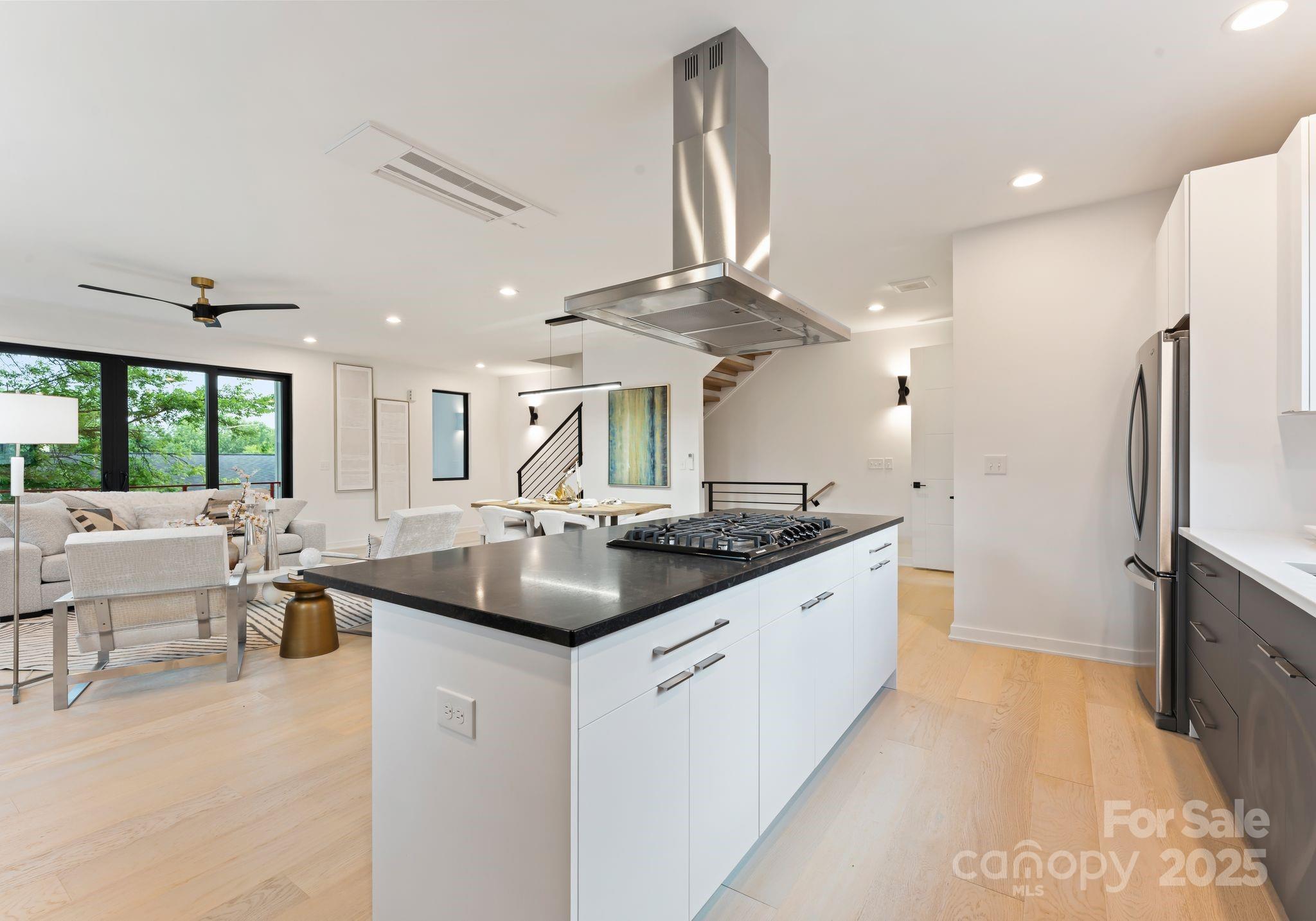 412 State Street Charlotte, NC 28208 - Photo 8 of 32