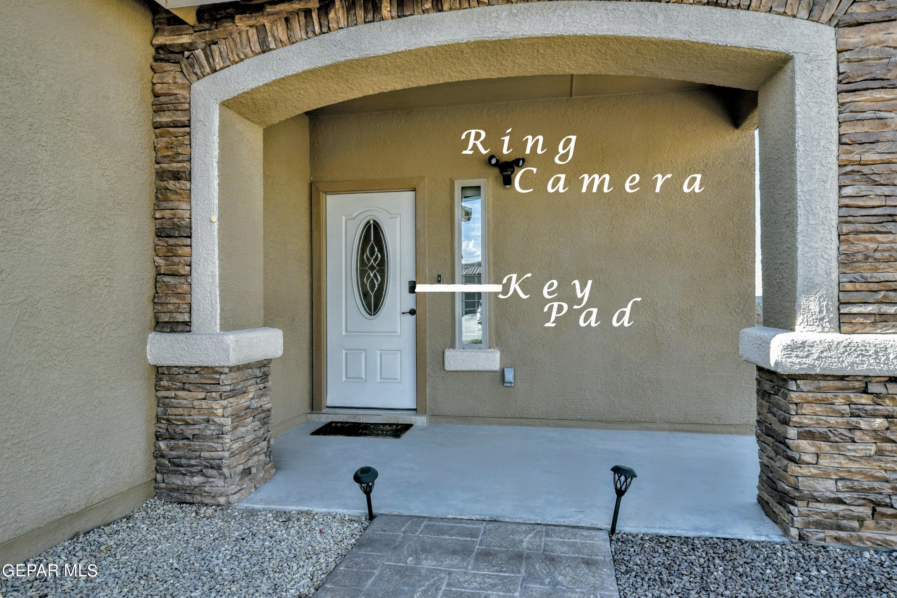 13313 Tuggle Road El Paso, TX 79928 - Photo 12 of 68 v- (64)~2-t