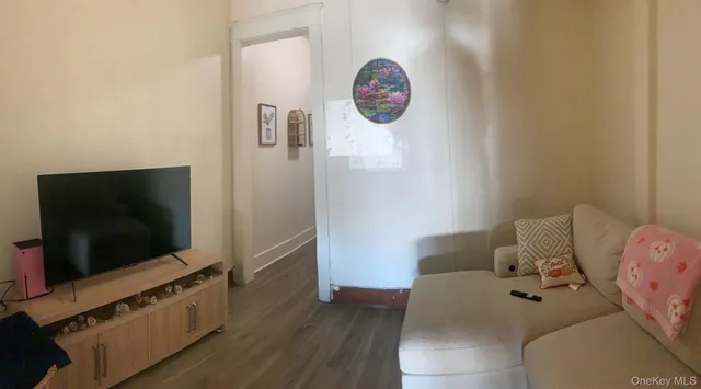 $1,500 | 21 West Main Street, Unit B, Middletown, NY 10940