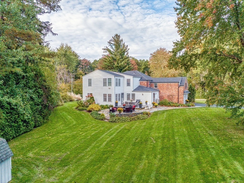 141 Englewood Road Longmeadow, MA 01106 - Photo 3 of 42 Gallery Image 3