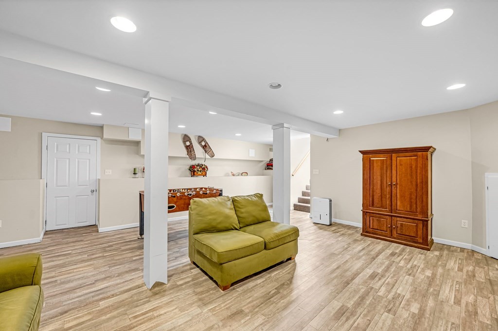 141 Englewood Road Longmeadow, MA 01106 - Photo 42 of 42 Gallery Image 42