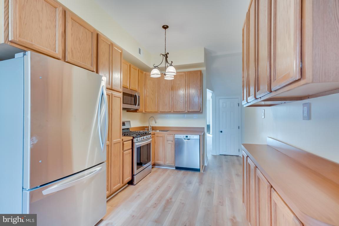 232 G Street Northeast Washington, DC 20002 - Photo 3 of 42