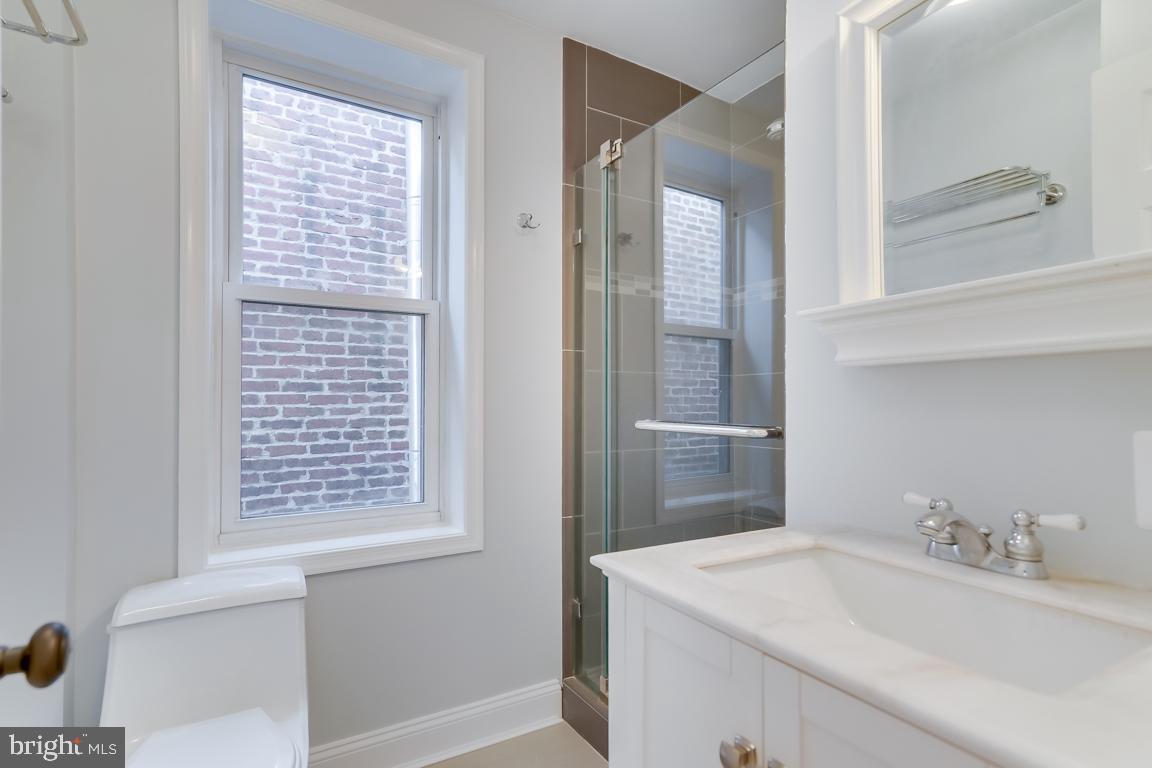 232 G Street Northeast Washington, DC 20002 - Photo 8 of 42