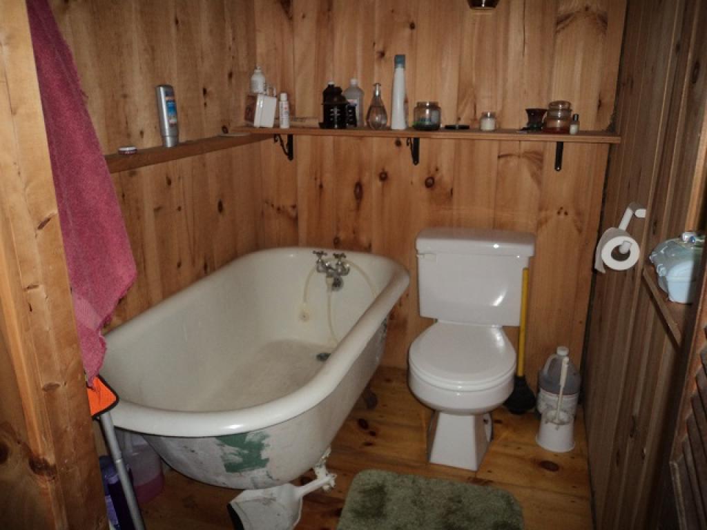 2608 Maplewood Road Corinth, VT 05086 - Photo 9 of 14