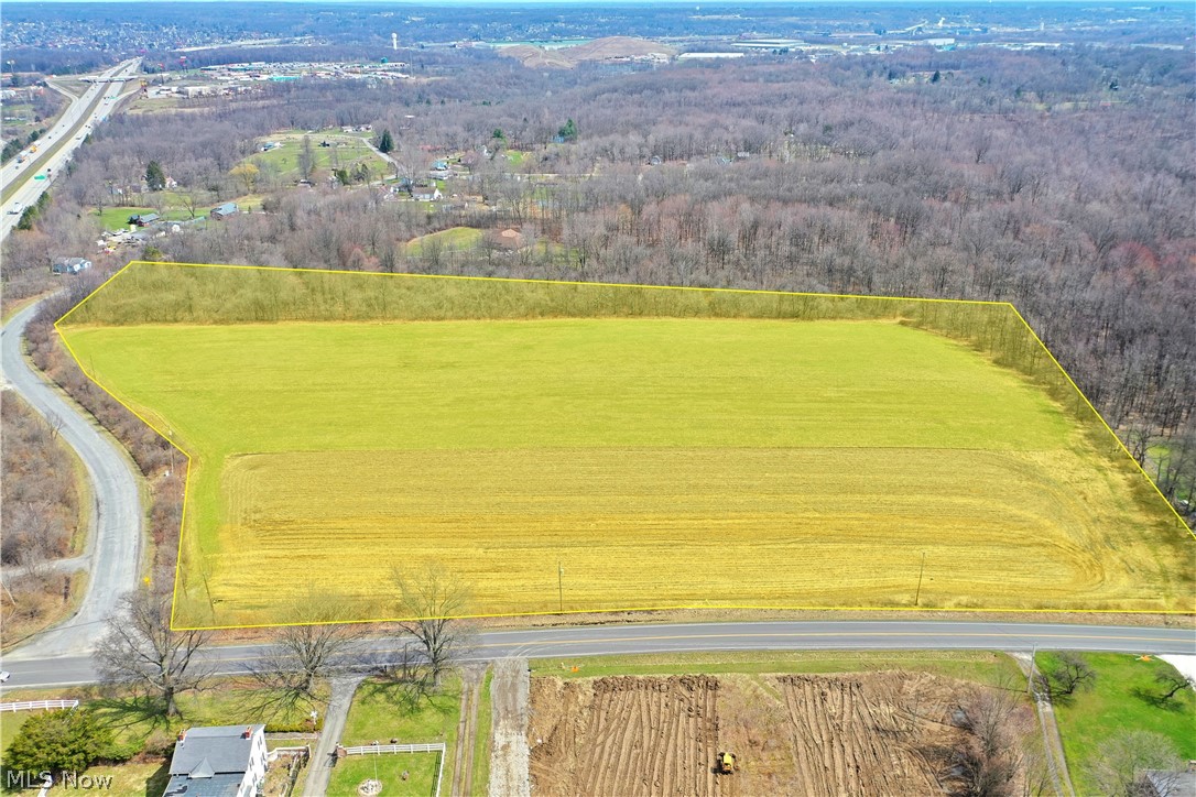 4 North Mile Run Road Mineral Ridge, OH 44440 - Photo 2 of 9