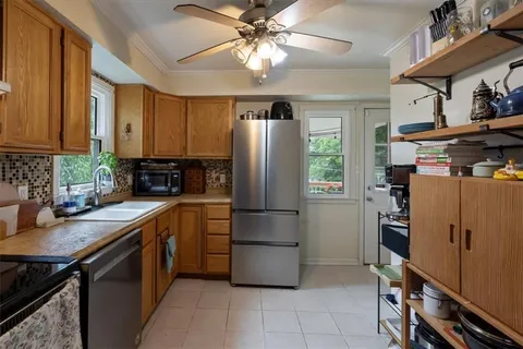 $220,000 | 8325 Locust Street, Kansas City, MO 64131