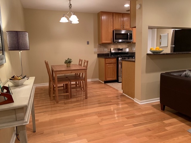 312 Russet Way Vernon Hills, IL 60061 - Photo 4 of 32