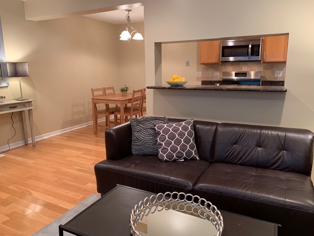 312 Russet Way Vernon Hills, IL 60061 - Photo 5 of 32