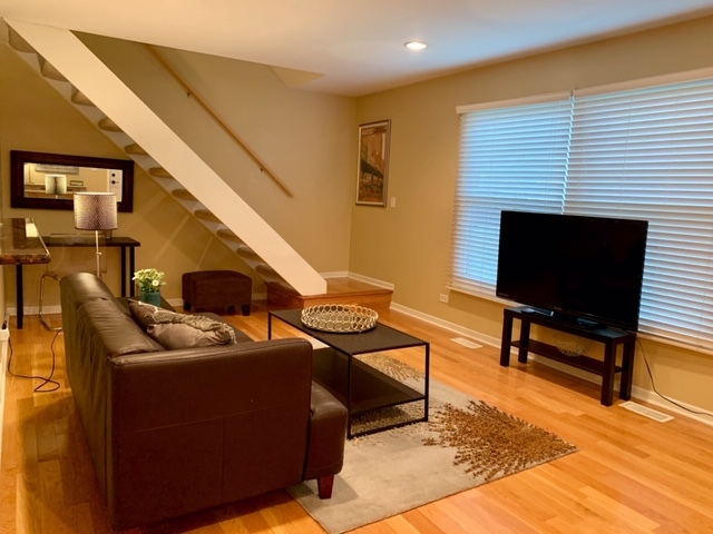 312 Russet Way Vernon Hills, IL 60061 - Photo 6 of 32