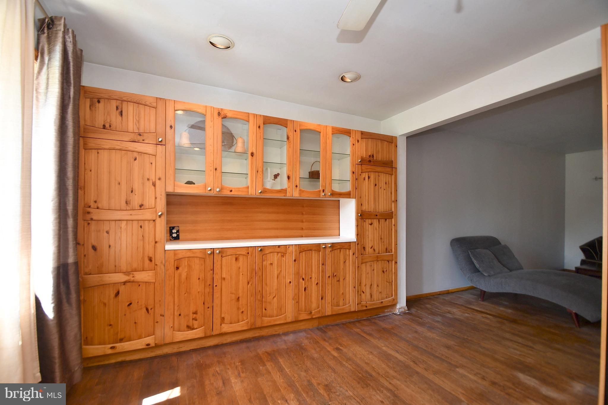 4723 Raspe Avenue Baltimore, MD 21206 - Photo 12 of 28 Dining Room