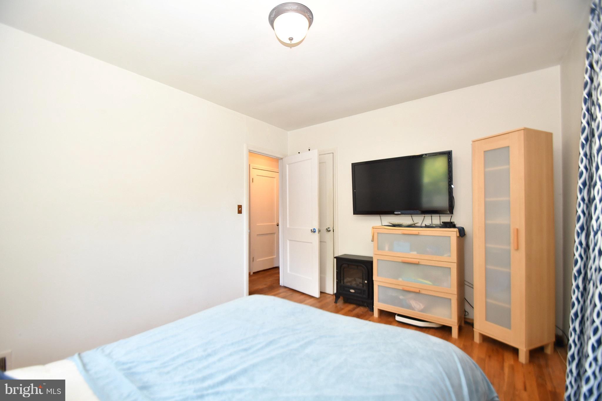 4723 Raspe Avenue Baltimore, MD 21206 - Photo 14 of 28 Bedroom