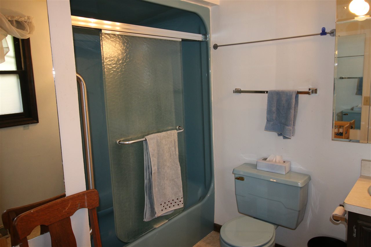 3890 Valerie Road Roscoe, IL 61073 - Photo 11 of 13 Gallery Image 11