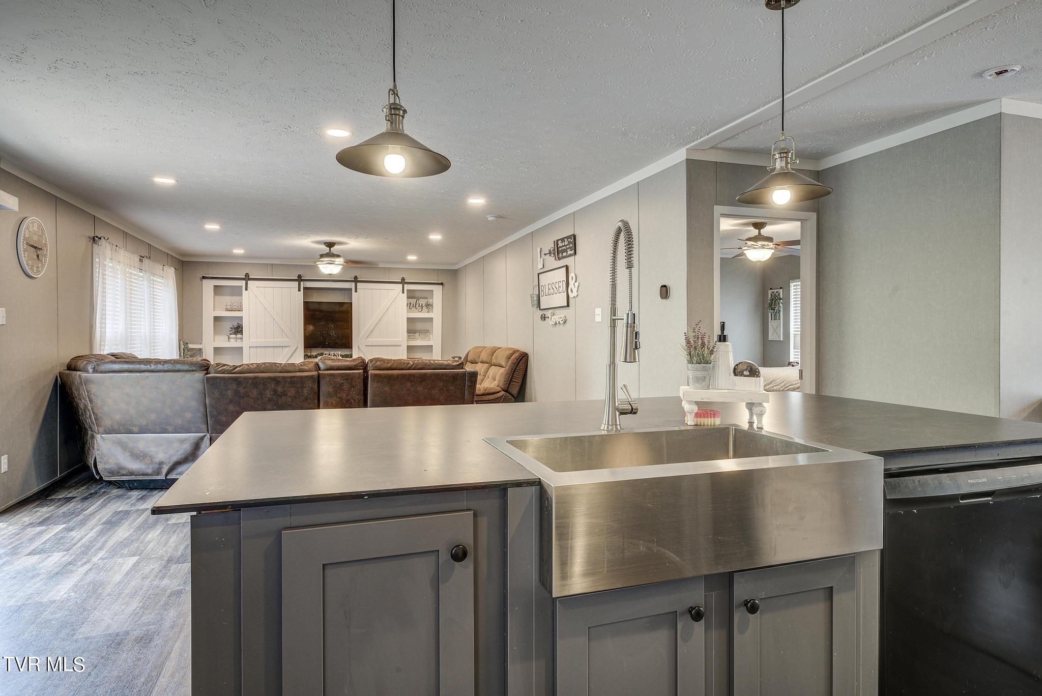 658 Willow Springs Road Elizabethton, TN 37643 - Photo 18 of 58 WS--13