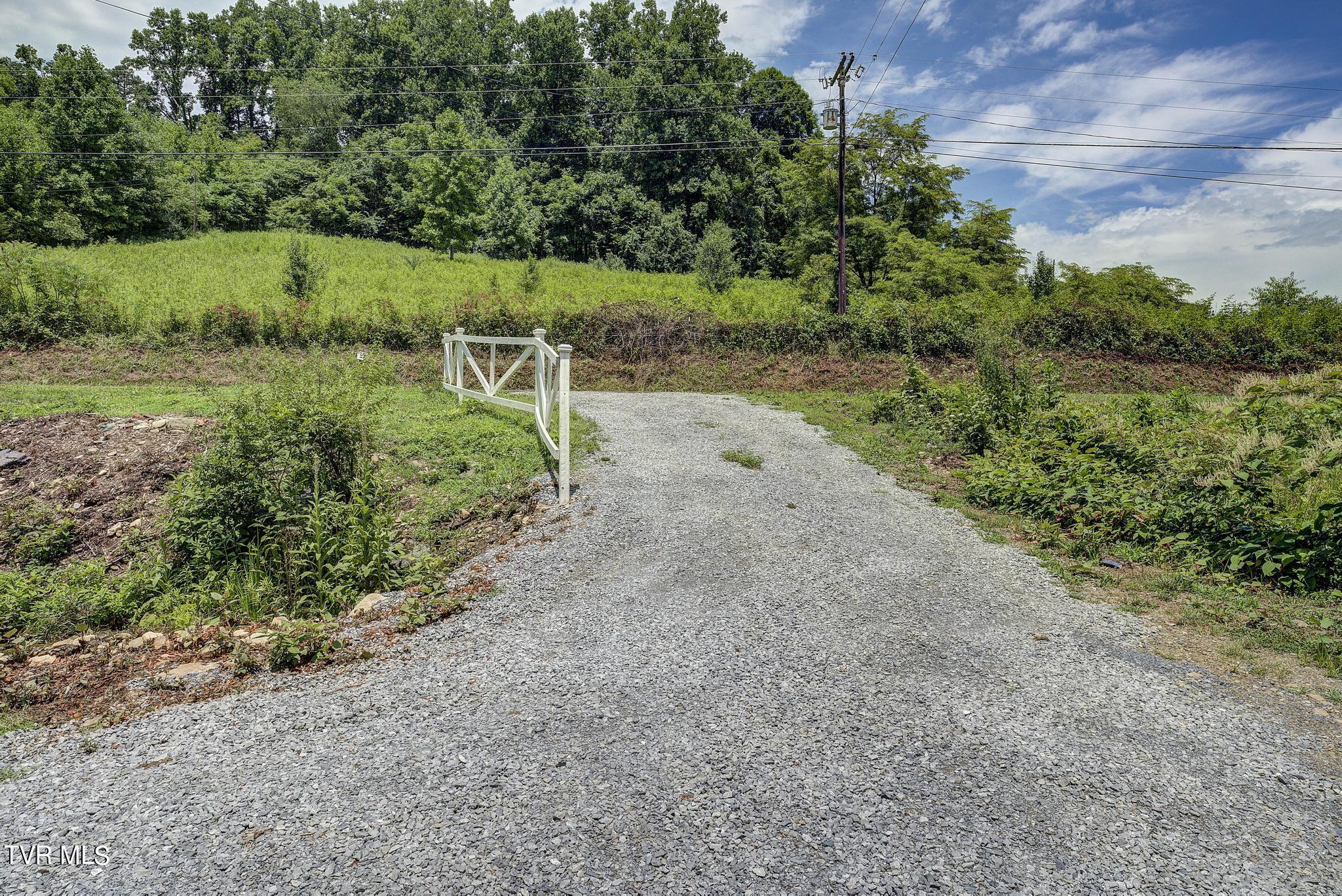658 Willow Springs Road Elizabethton, TN 37643 - Photo 46 of 58 Exterior Willow Springs (9)