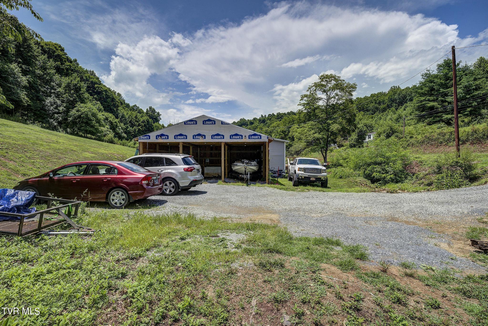 658 Willow Springs Road Elizabethton, TN 37643 - Photo 47 of 58 Exterior Willow Springs (10)