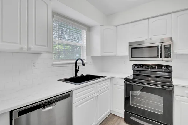 $1,750 | 118 Luden Drive, Unit A, Summerville, SC 29483