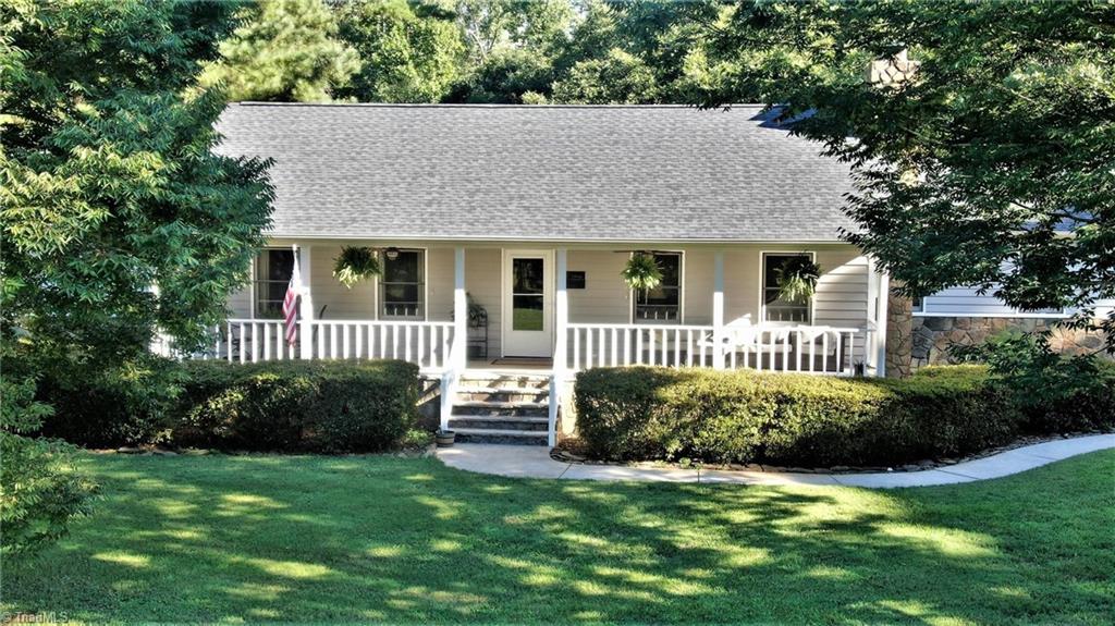 9115 Stokes Ferry Road Salisbury, NC 28146 - Photo 4 of 33 Front porch