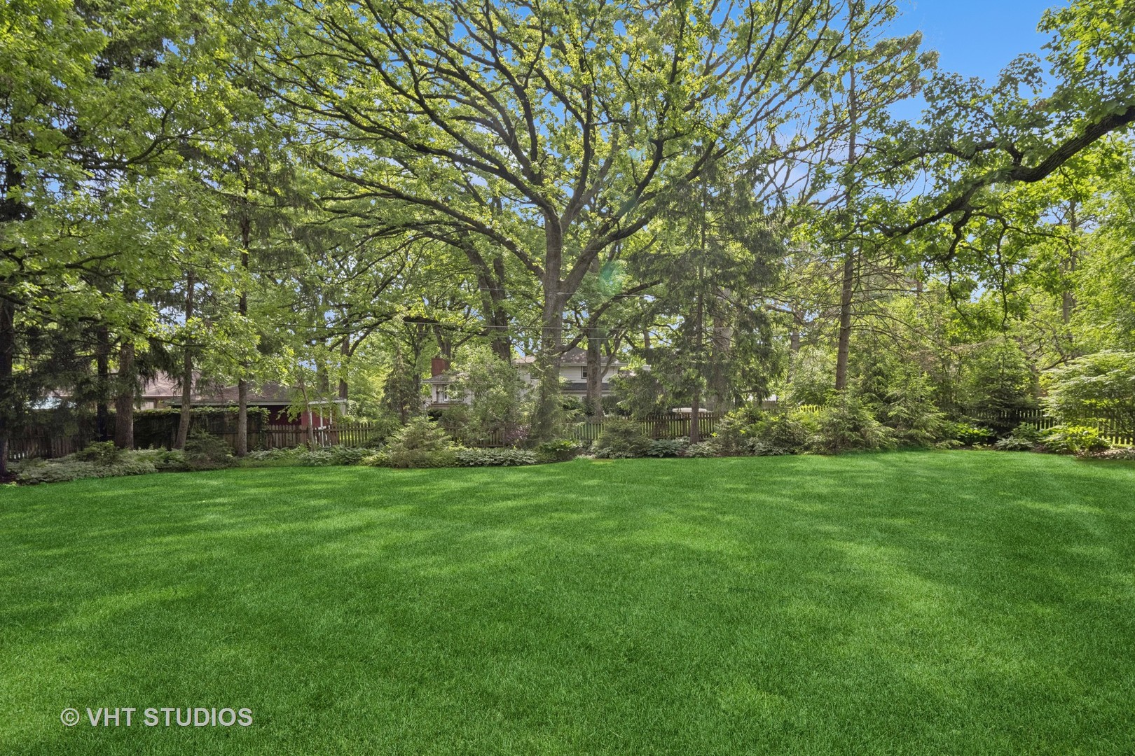 1059 Branch Road Gurnee, IL 60031 - Photo 22 of 28 a view of a grassy field with trees