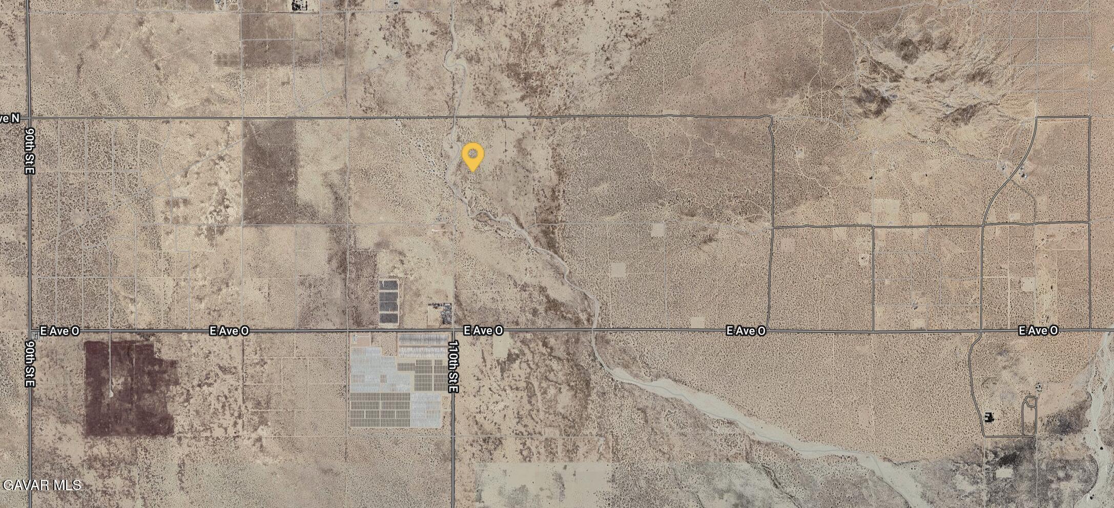 N4 111th Street Palmdale, CA 93591 - Photo 3 of 4 a bathroom with a shower