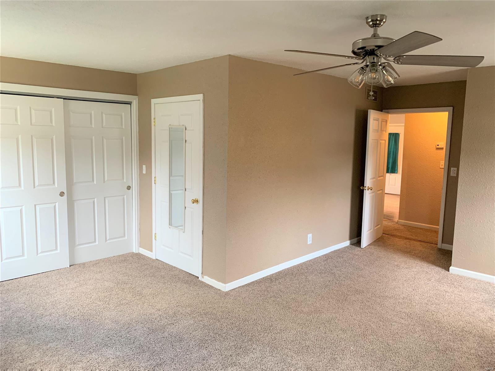 835 Chouteau Street Alton, IL 62002 - Photo 14 of 23