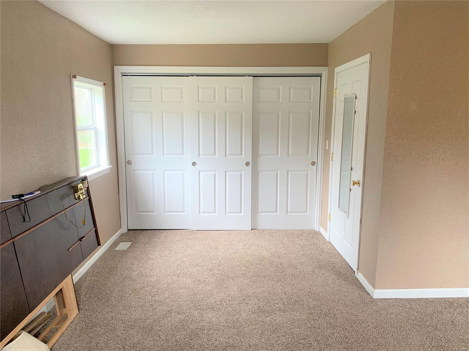 835 Chouteau Street Alton, IL 62002 - Photo 15 of 23