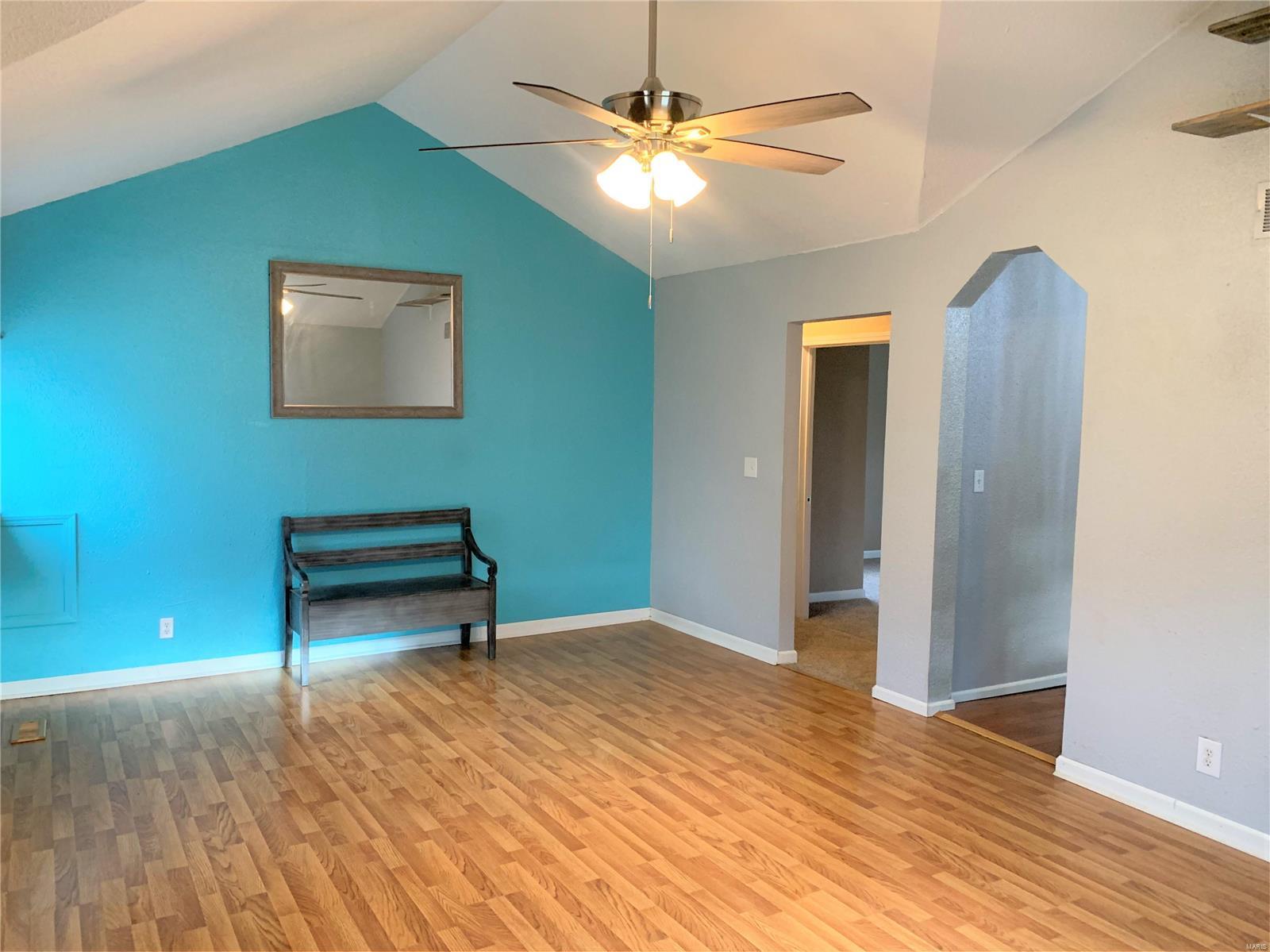 835 Chouteau Street Alton, IL 62002 - Photo 5 of 23