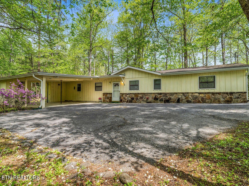 1062 North Ridge Place Sevierville, TN 37876 - Photo 4 of 37 Gallery Image 4