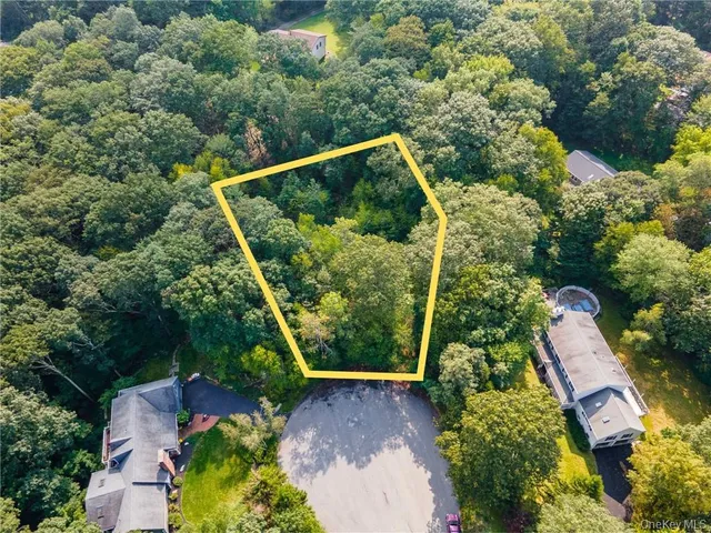 $75,000 | 10 William Way, Stormville, NY 12582