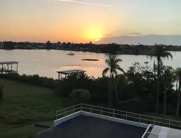 $2,500 | 50 Harbor View Lane, Unit 23, Belleair Bluffs, FL 33770