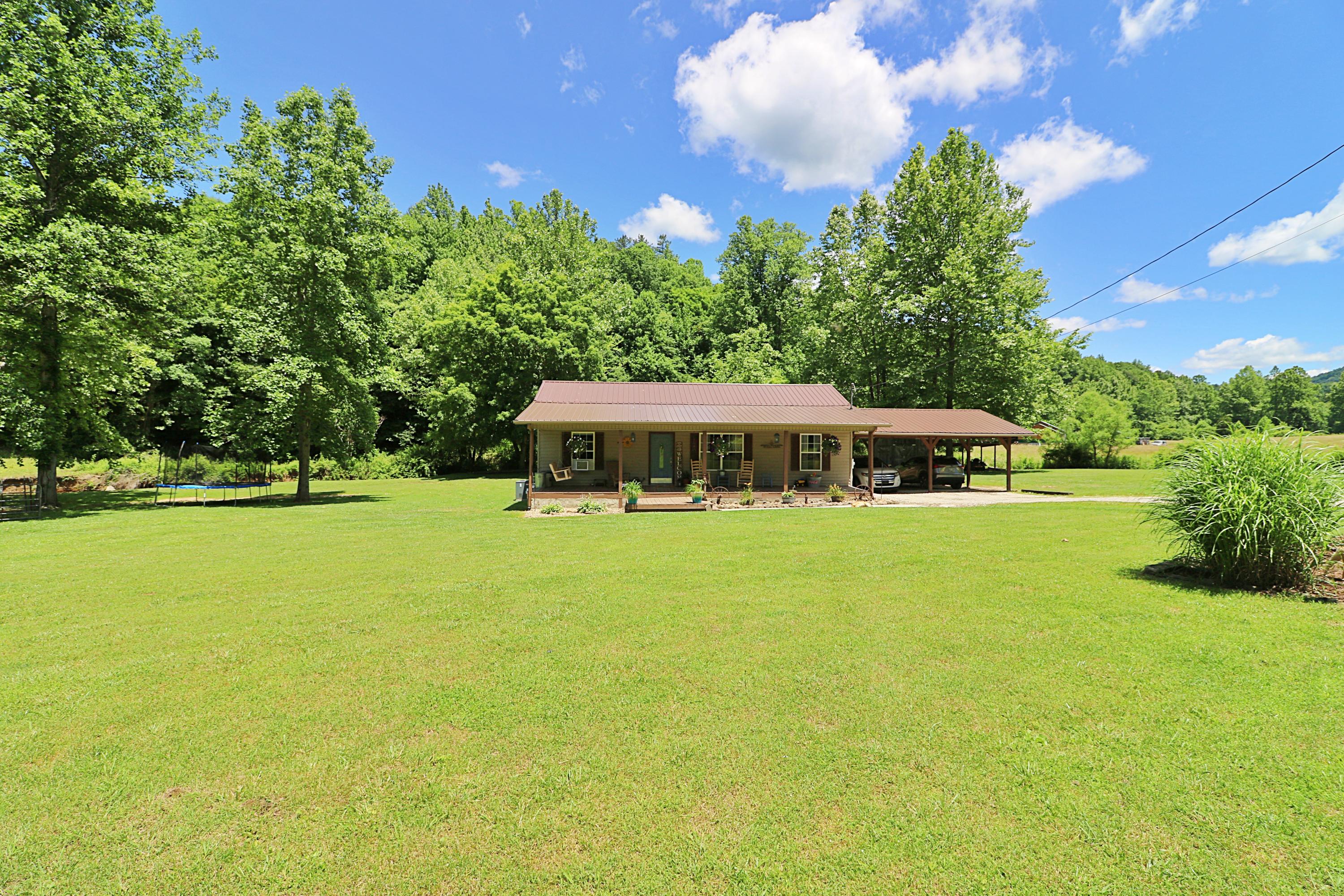 525 Bird Holler Road Oneida, TN 37841 - Photo 2 of 40 094A4502